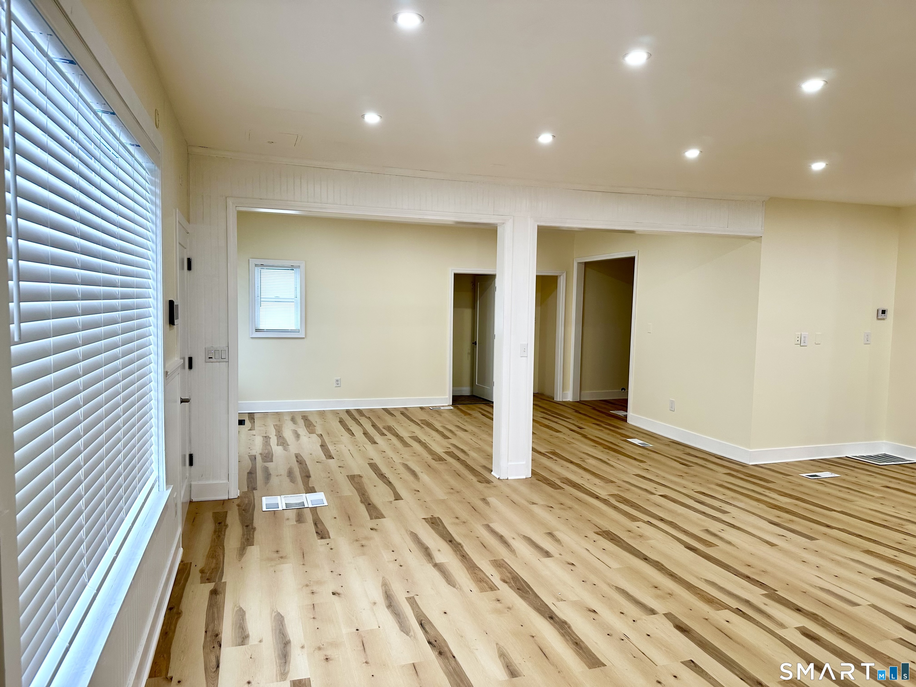 3848 Whitney Avenue Property Photo 8
