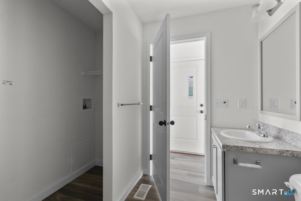 55 Sugar 66 Street Property Photo 9
