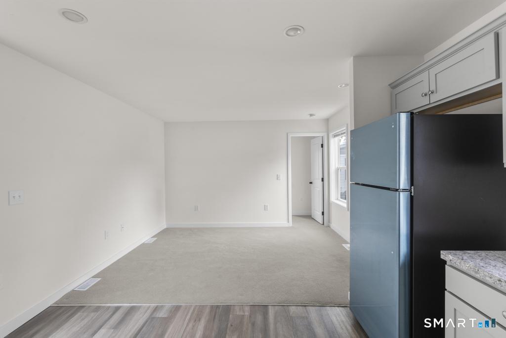 55 Sugar 67 Street Property Photo 5