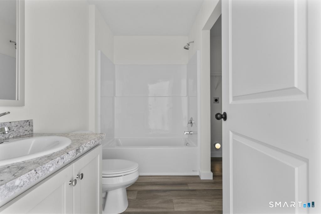 55 Sugar 67 Street Property Photo 11