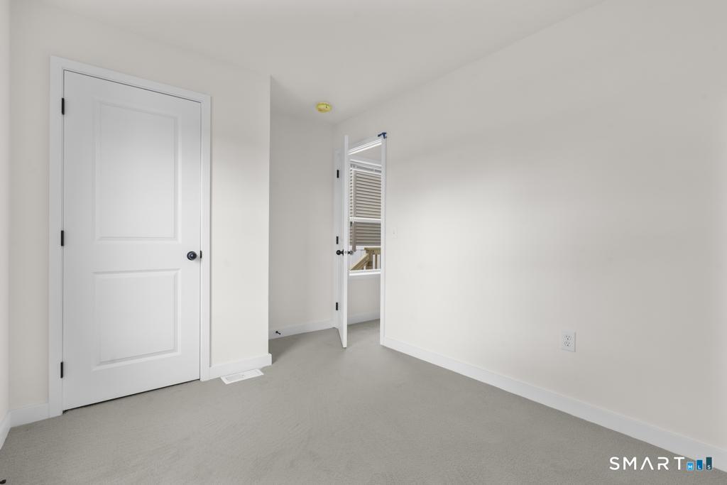 55 Sugar 68 Street Property Photo 8