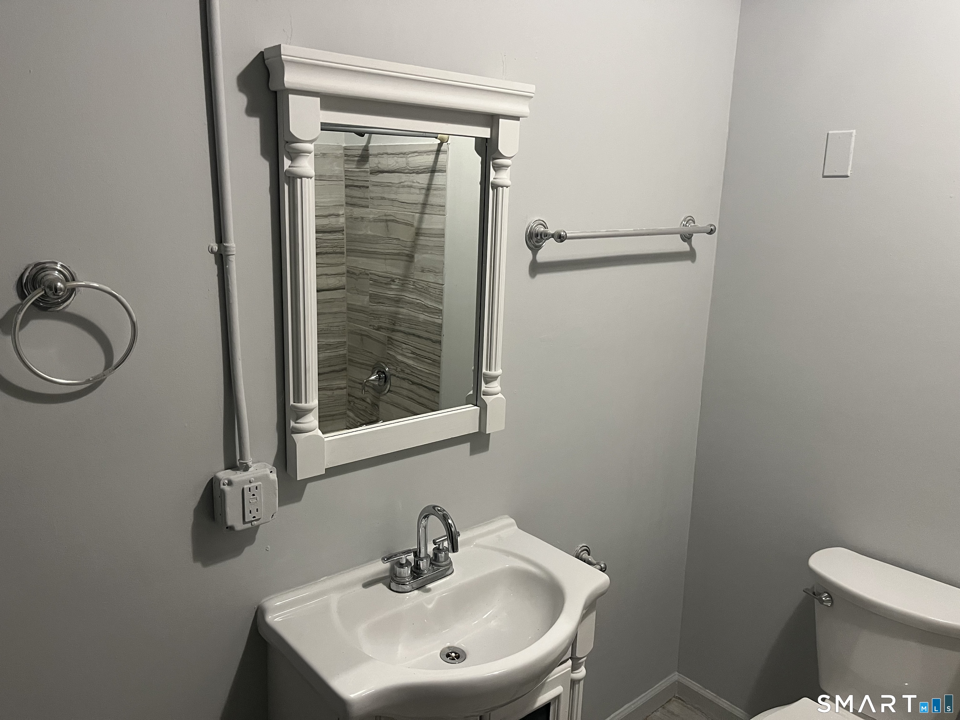 464 Pratt St 203 Extension Property Photo 6