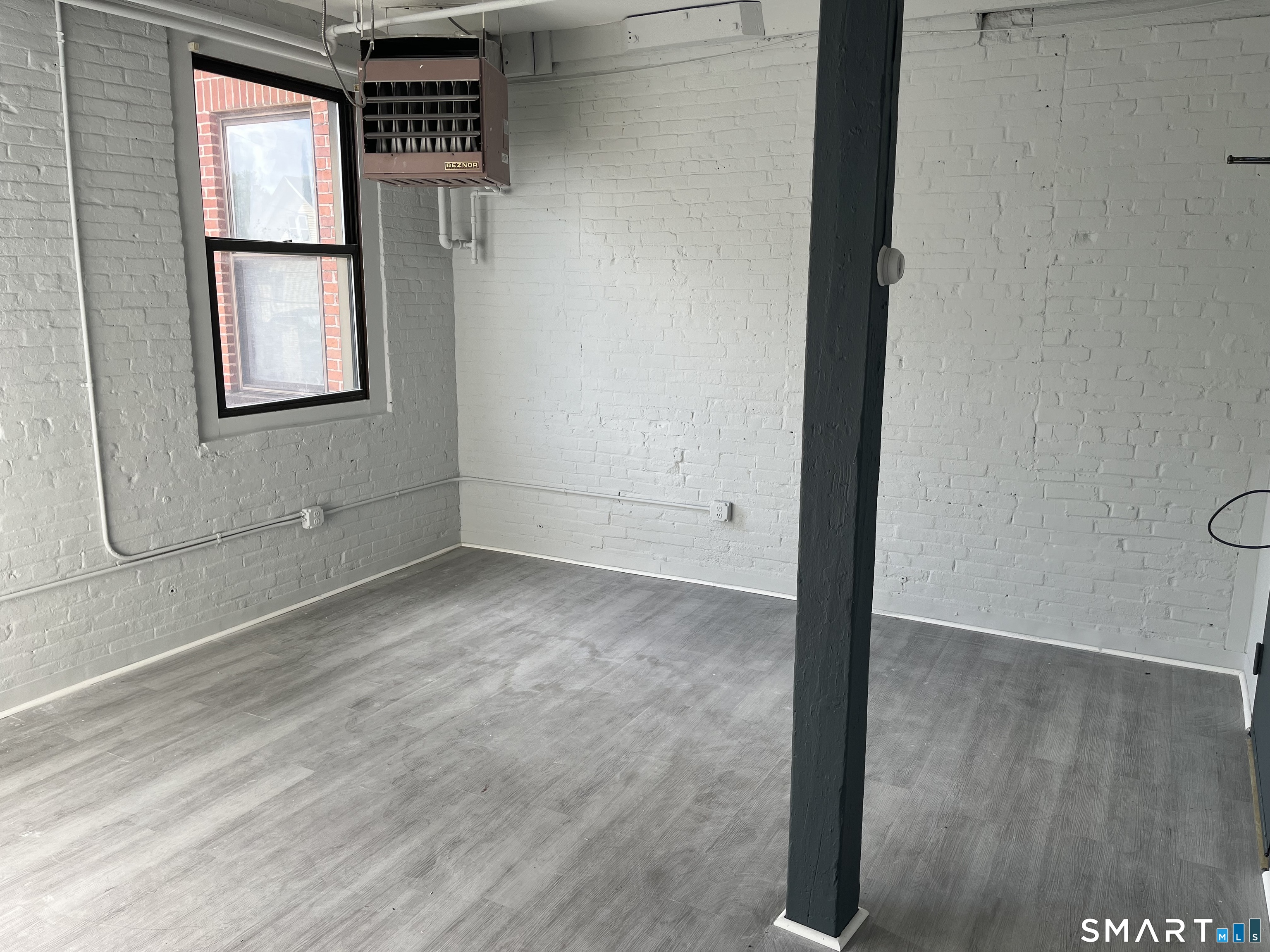 464 Pratt St 203 Extension Property Photo 12