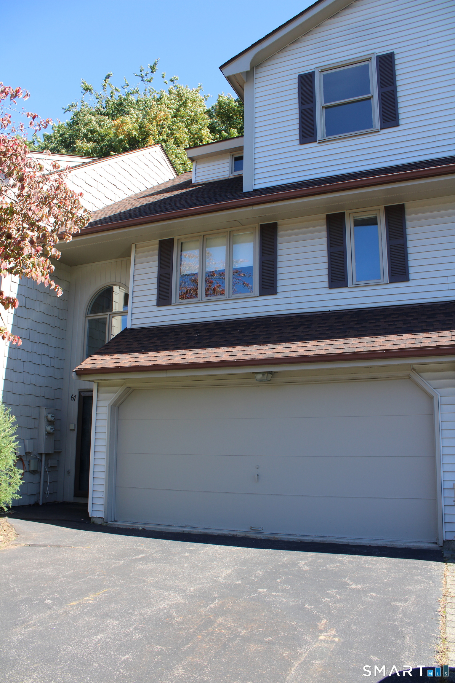 67 Apple 67 Hill Property Photo 2