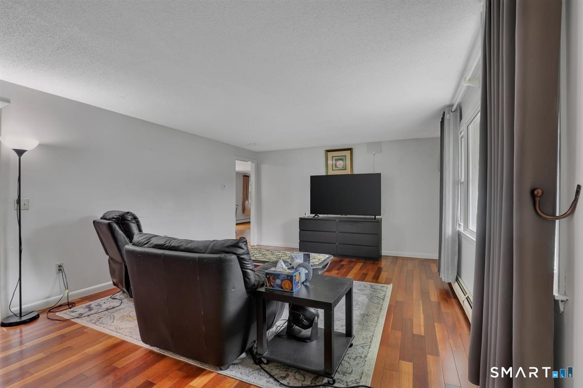 103 Grissom Road Property Photo 3