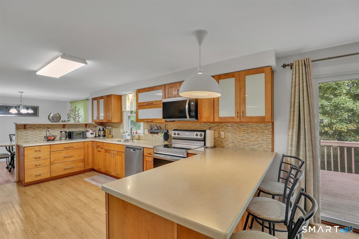 103 Grissom Road Property Photo 4