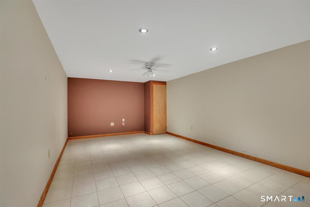 103 Grissom Road Property Photo 23