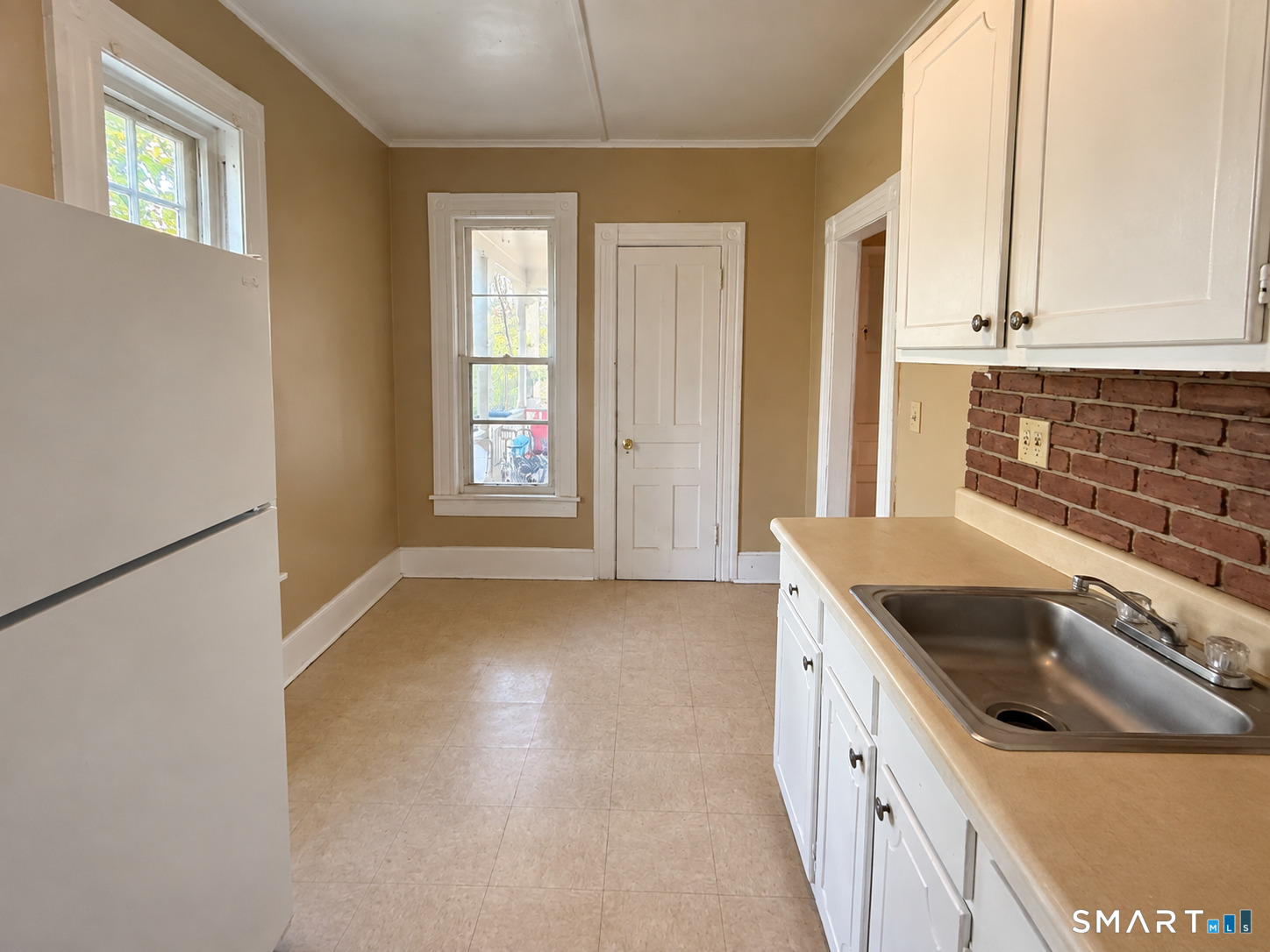 271 Main South Street Property Photo 2