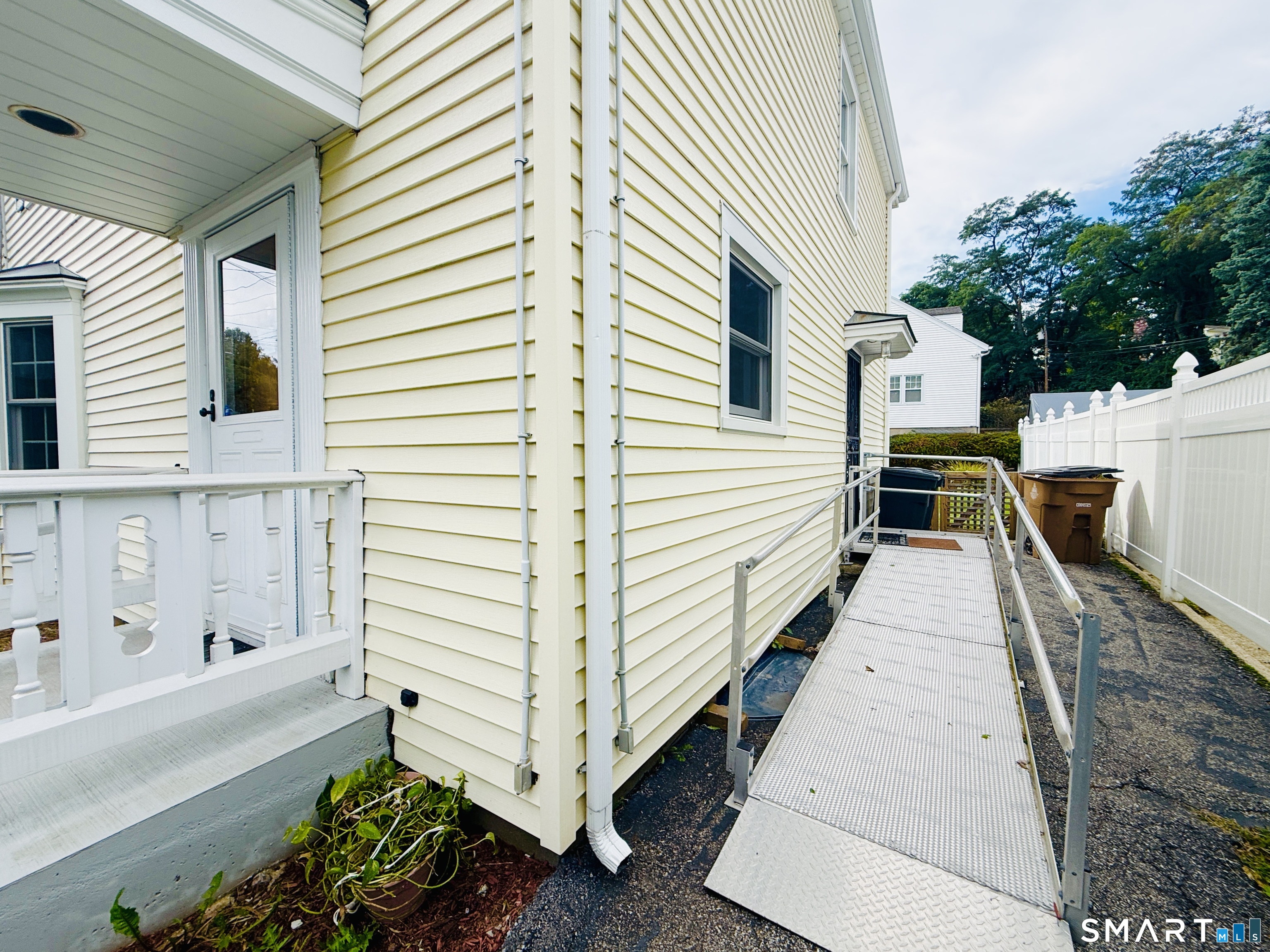 172 Hope Street Property Photo 3