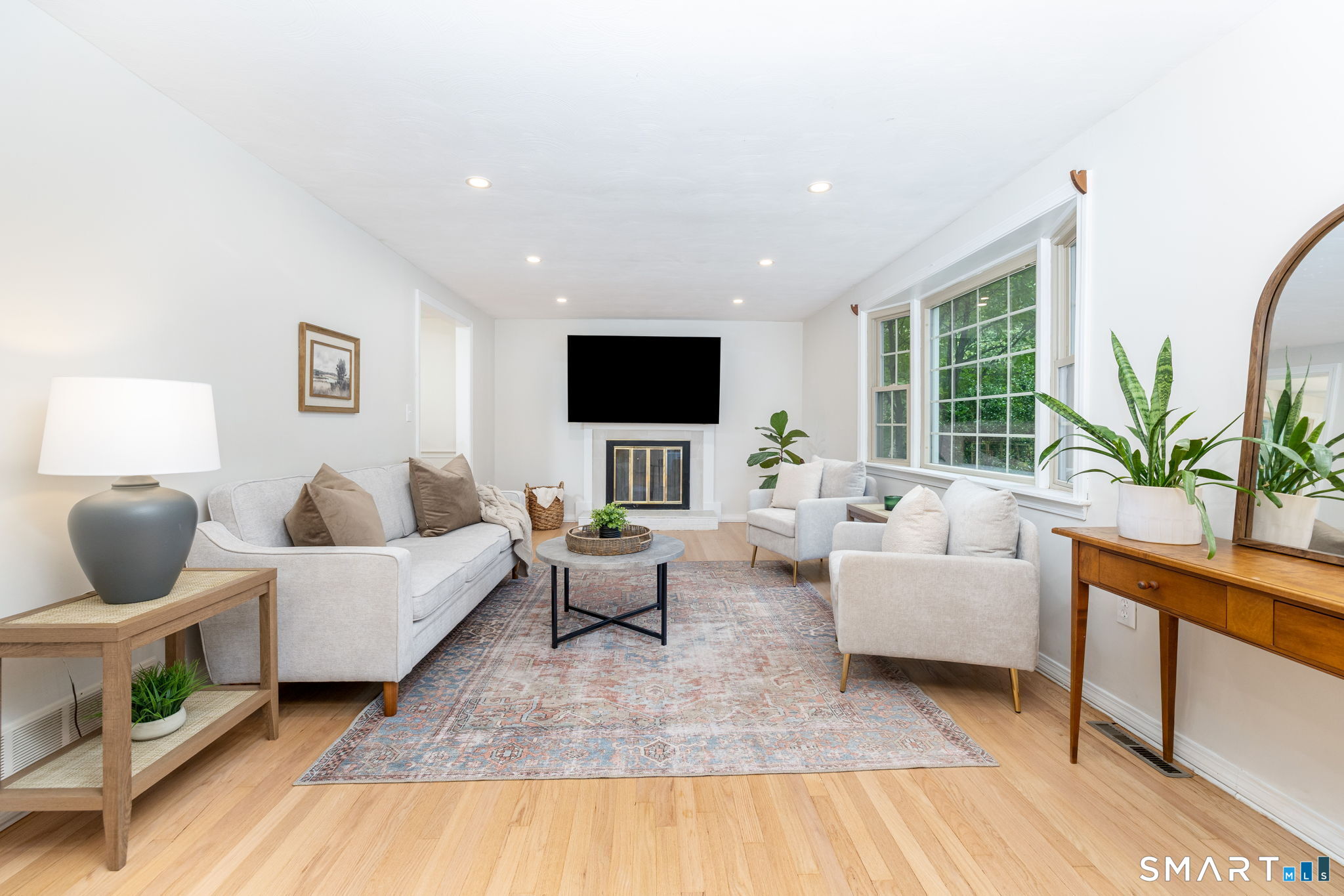 40 Wapping Wood Road Property Photo 1