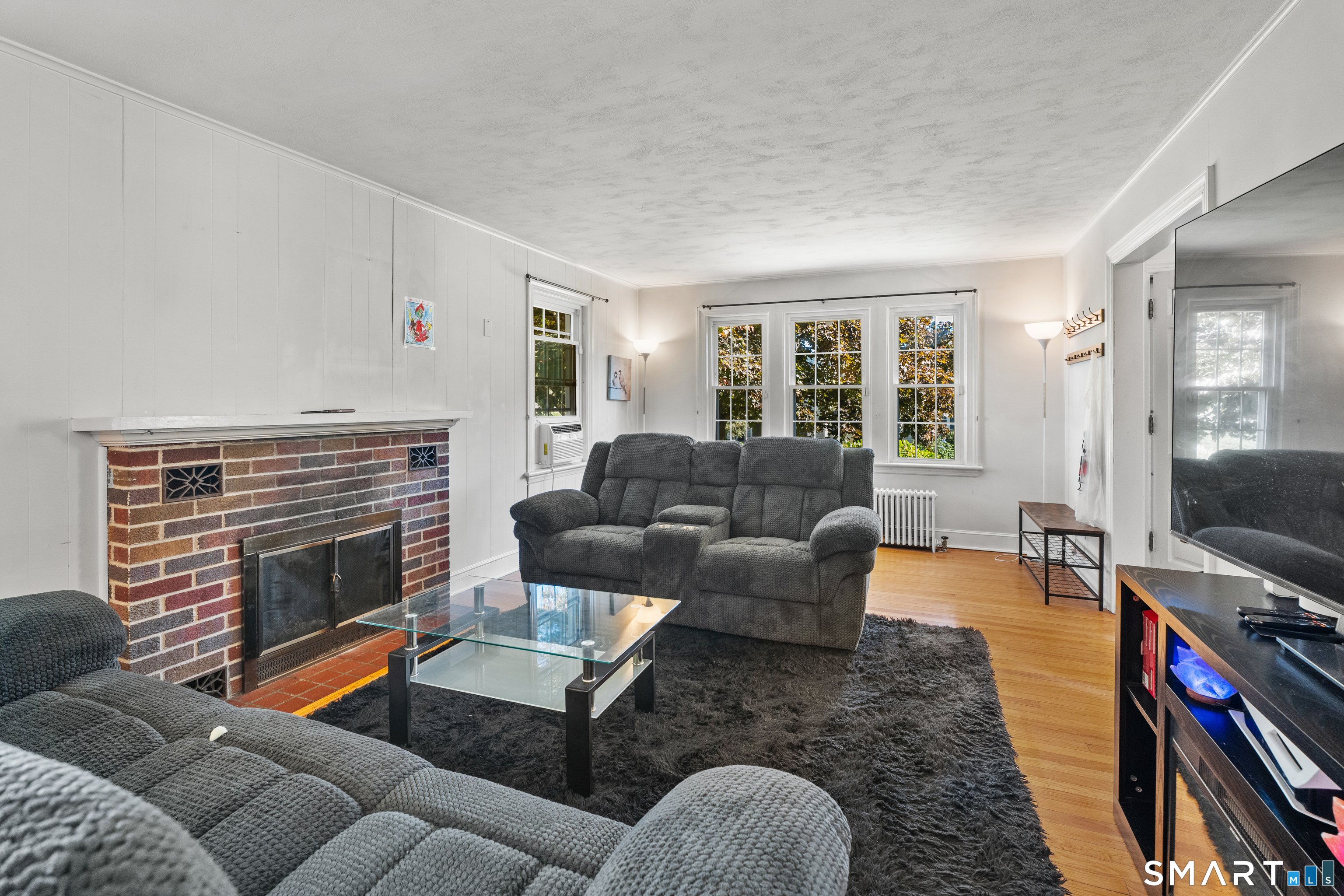 85 Claxton Avenue Property Photo 5