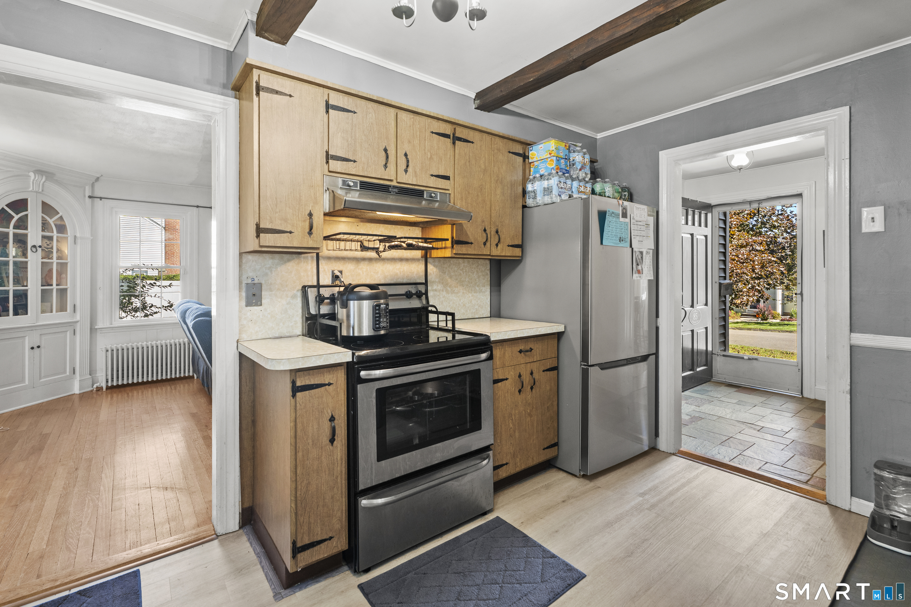 85 Claxton Avenue Property Photo 8