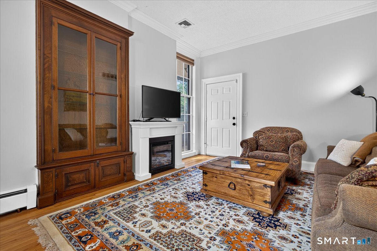7 Wooster 2 Place Property Photo 7