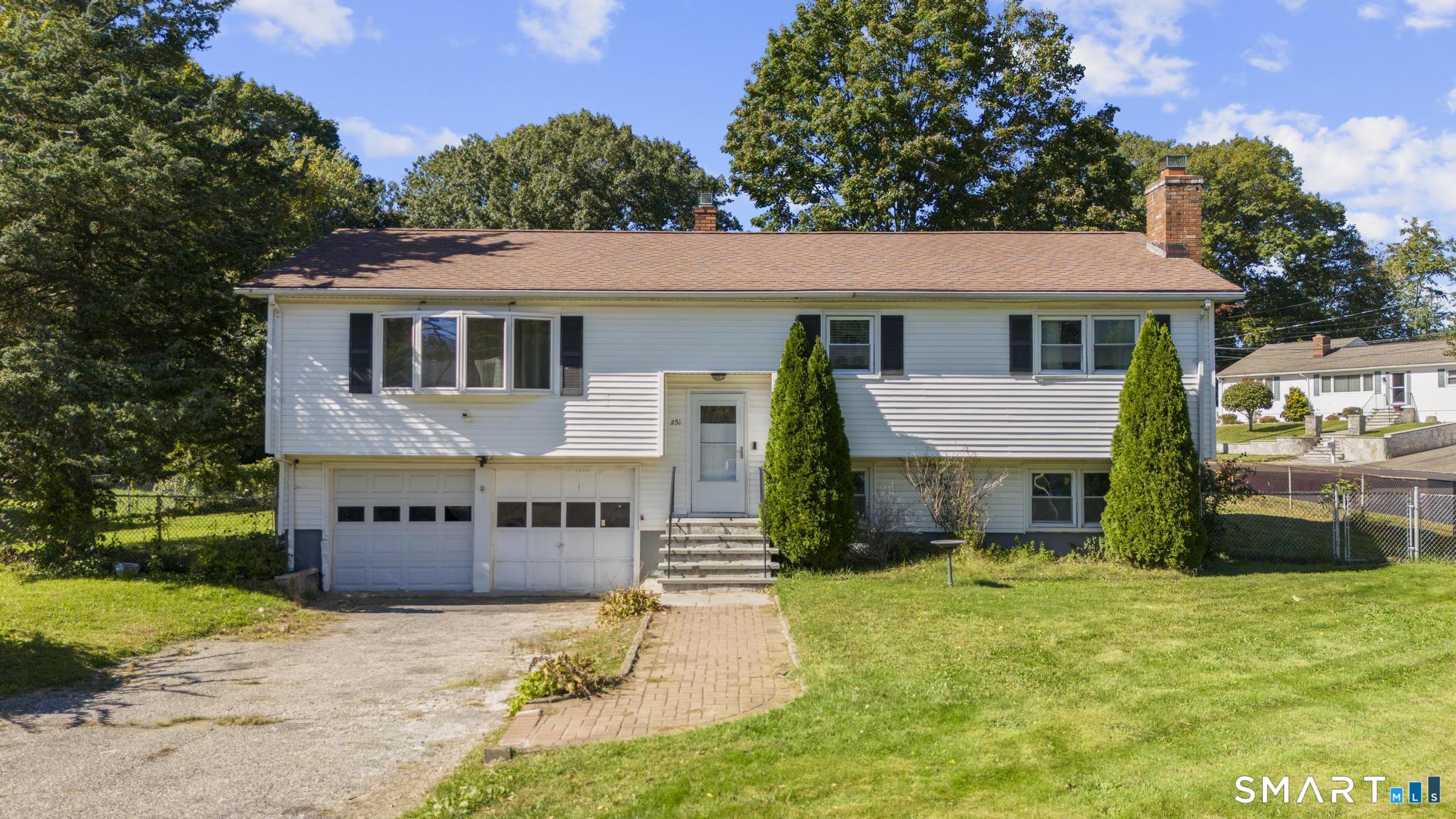 251 Holland Road Property Photo 1