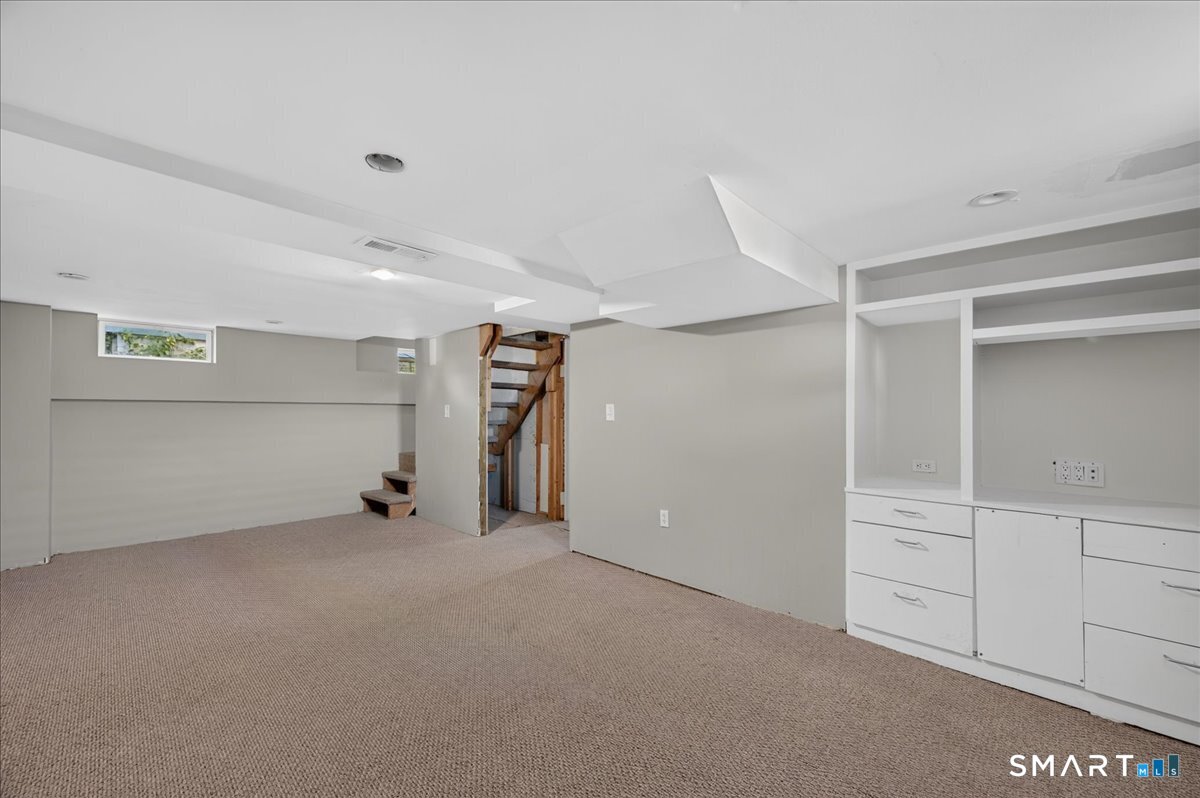 22 Hine Street Property Photo 23