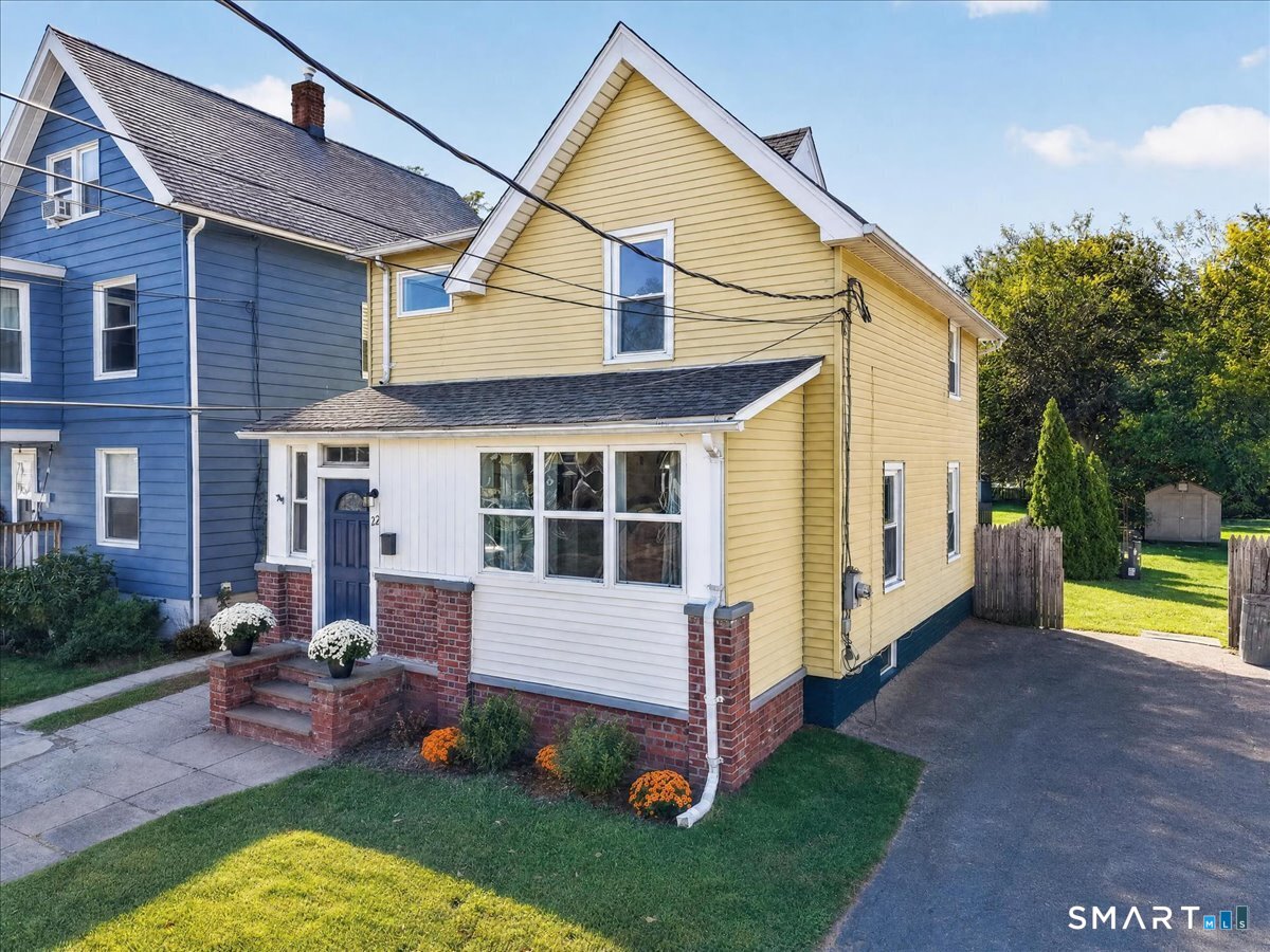 22 Hine Street Property Photo 40