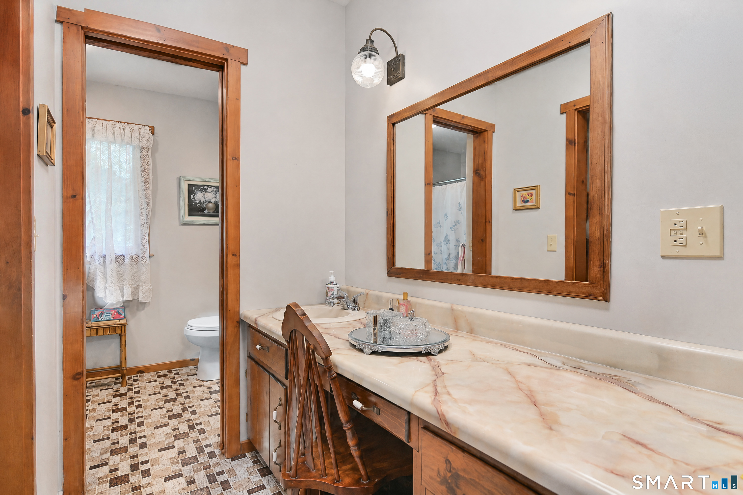 2 Moosehorn Road Property Photo 12
