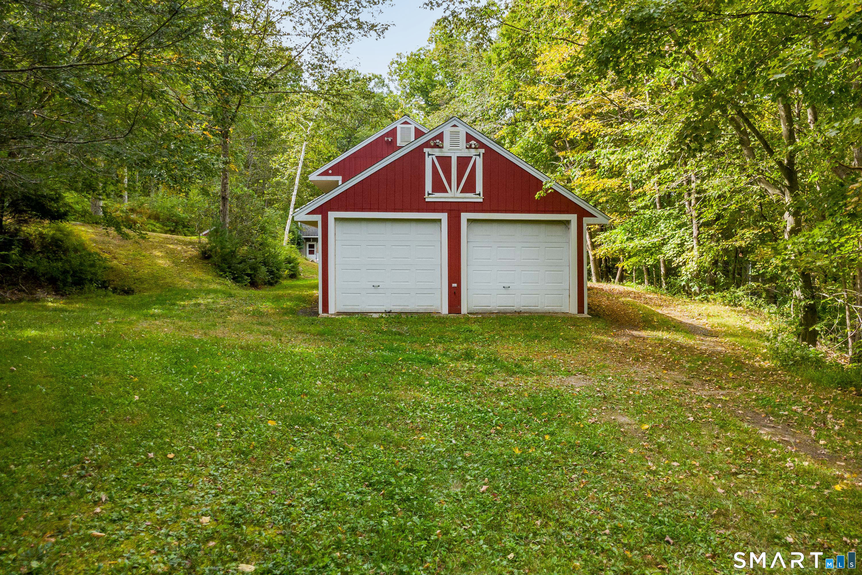2 Moosehorn Road Property Photo 28