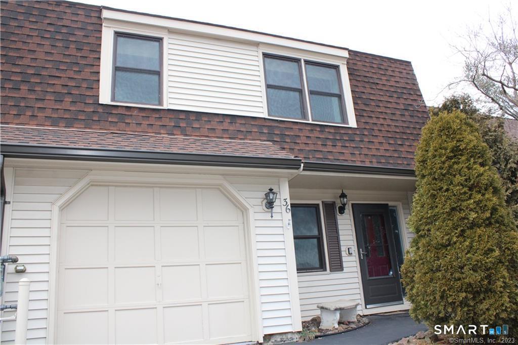 36 Tinsmith 36 Crossing Property Photo 1