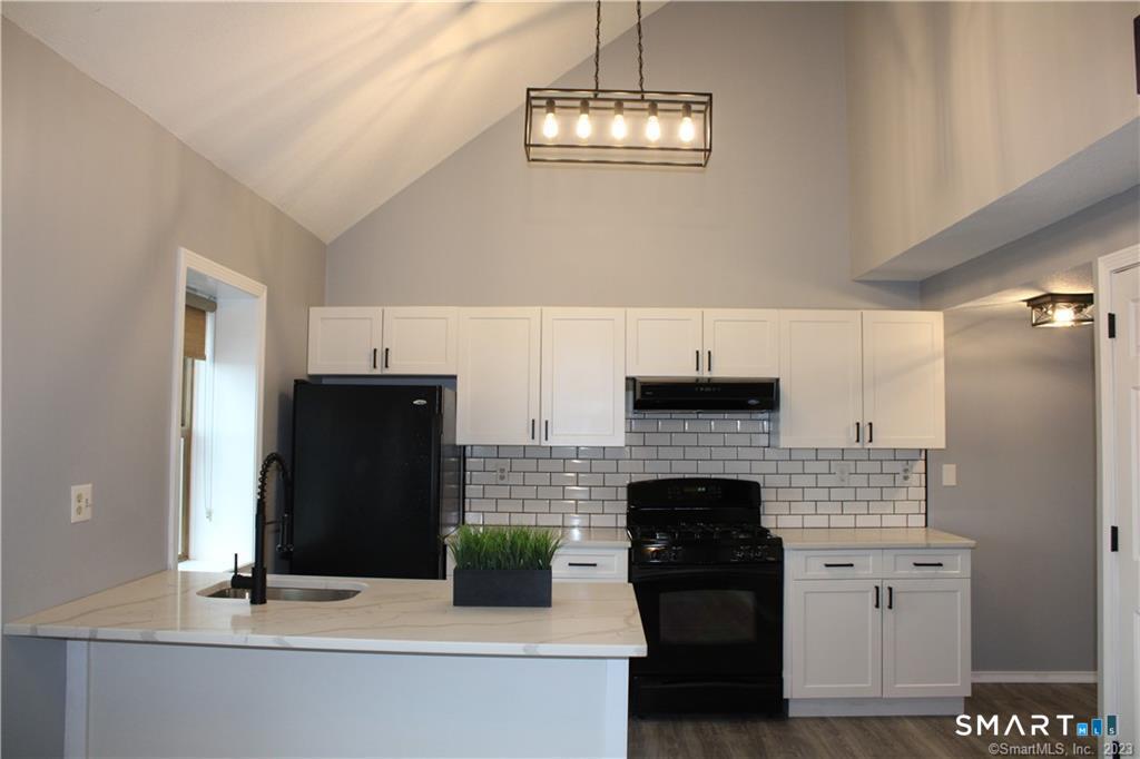 36 Tinsmith 36 Crossing Property Photo 4
