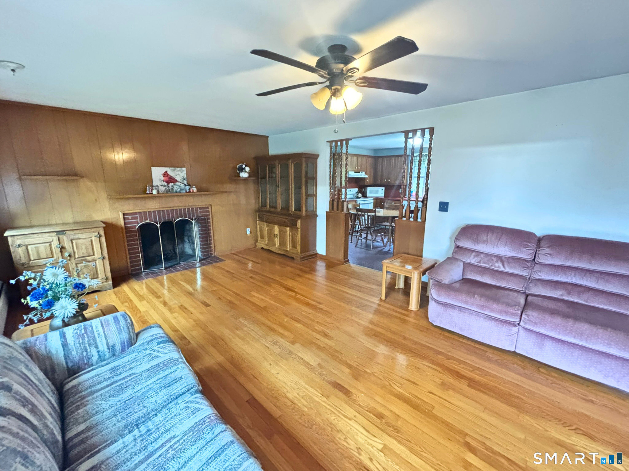 201 West Road Property Photo 8