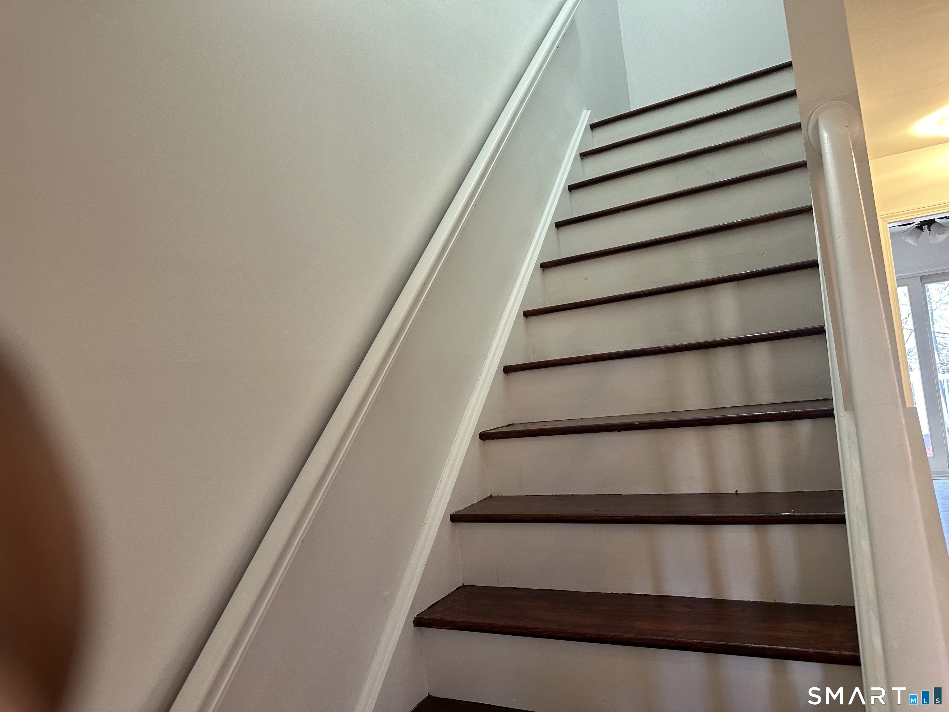61 Fairfield Place Property Photo 8