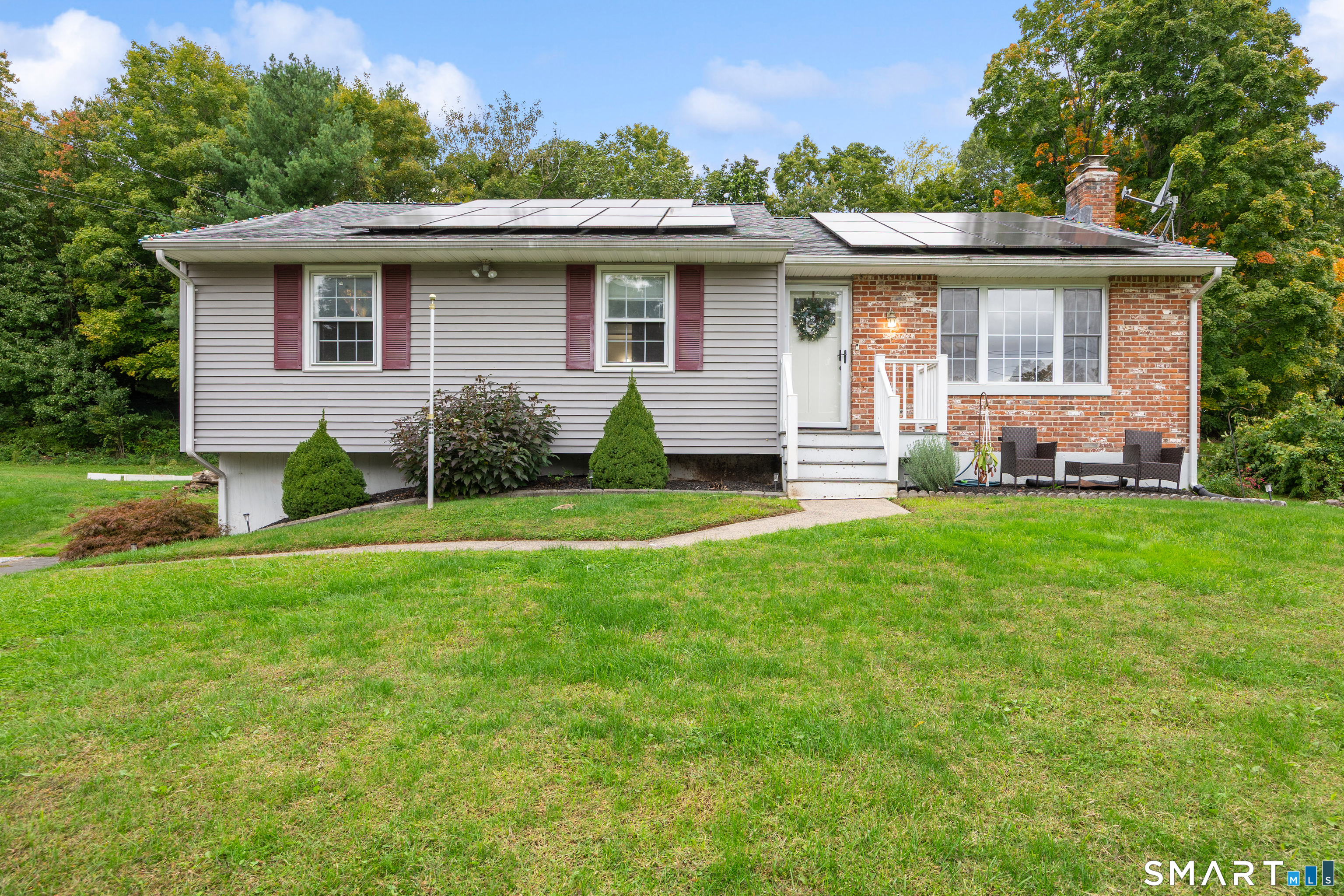 273 Winthrop Drive Property Photo 1