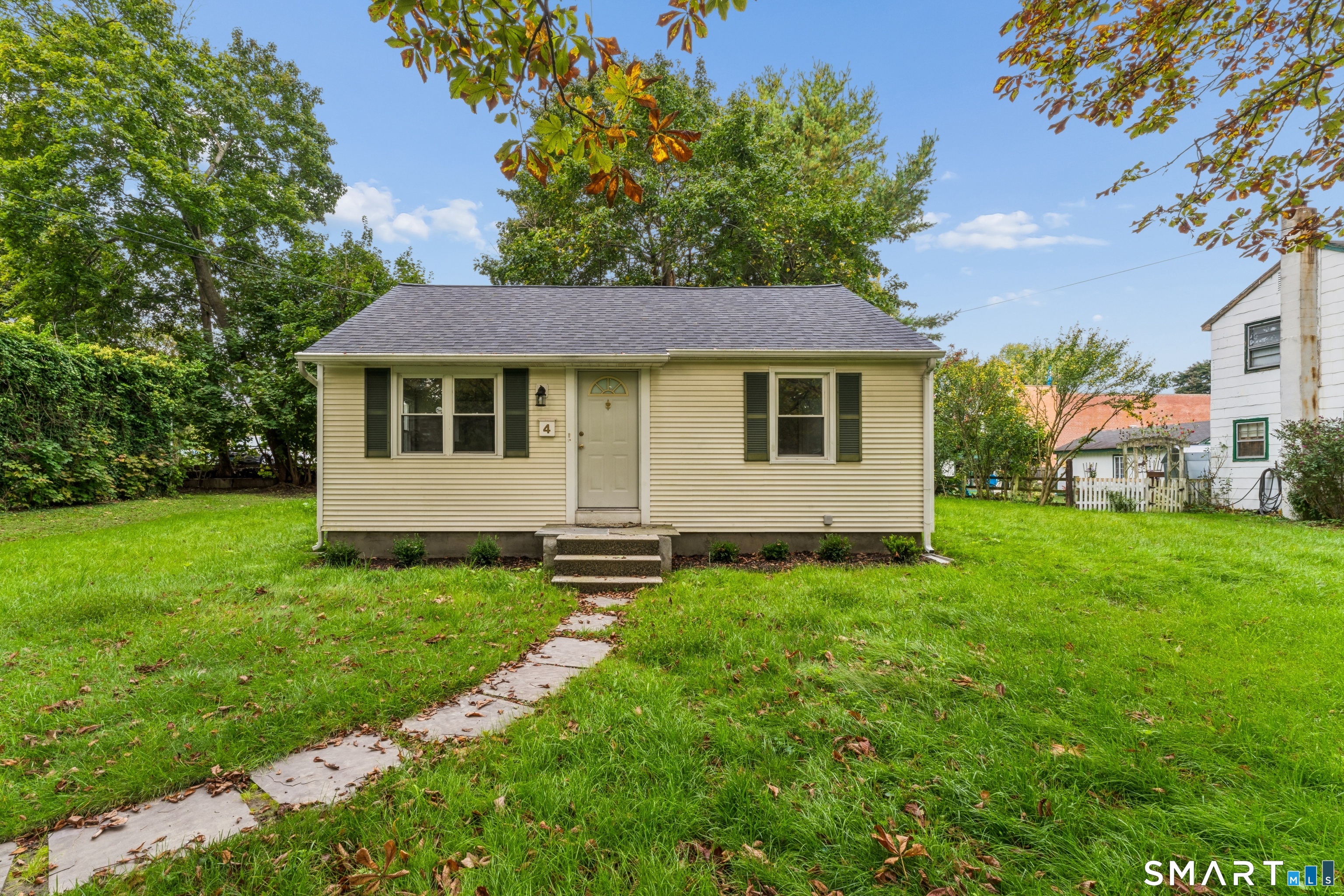 4 Elgin Avenue Property Photo 1