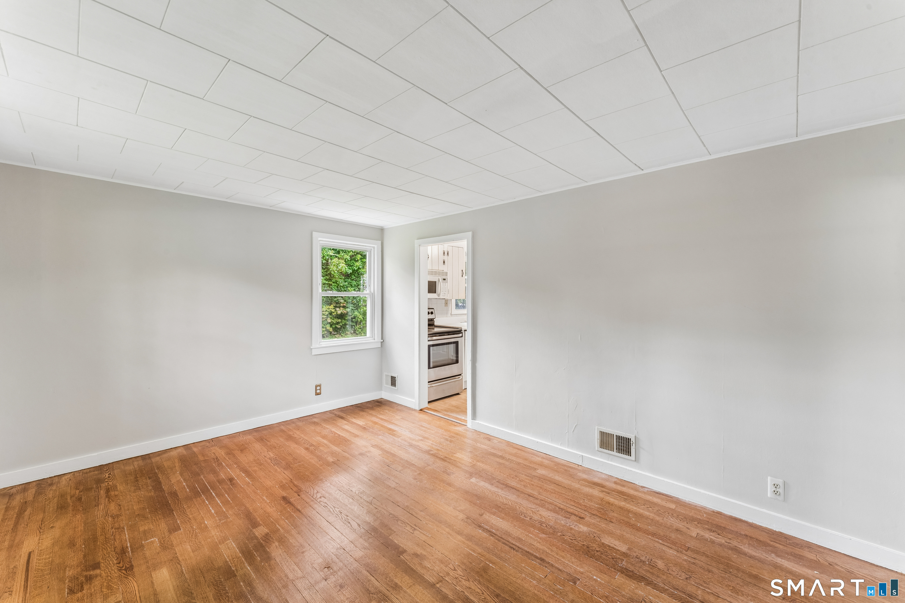 4 Elgin Avenue Property Photo 3