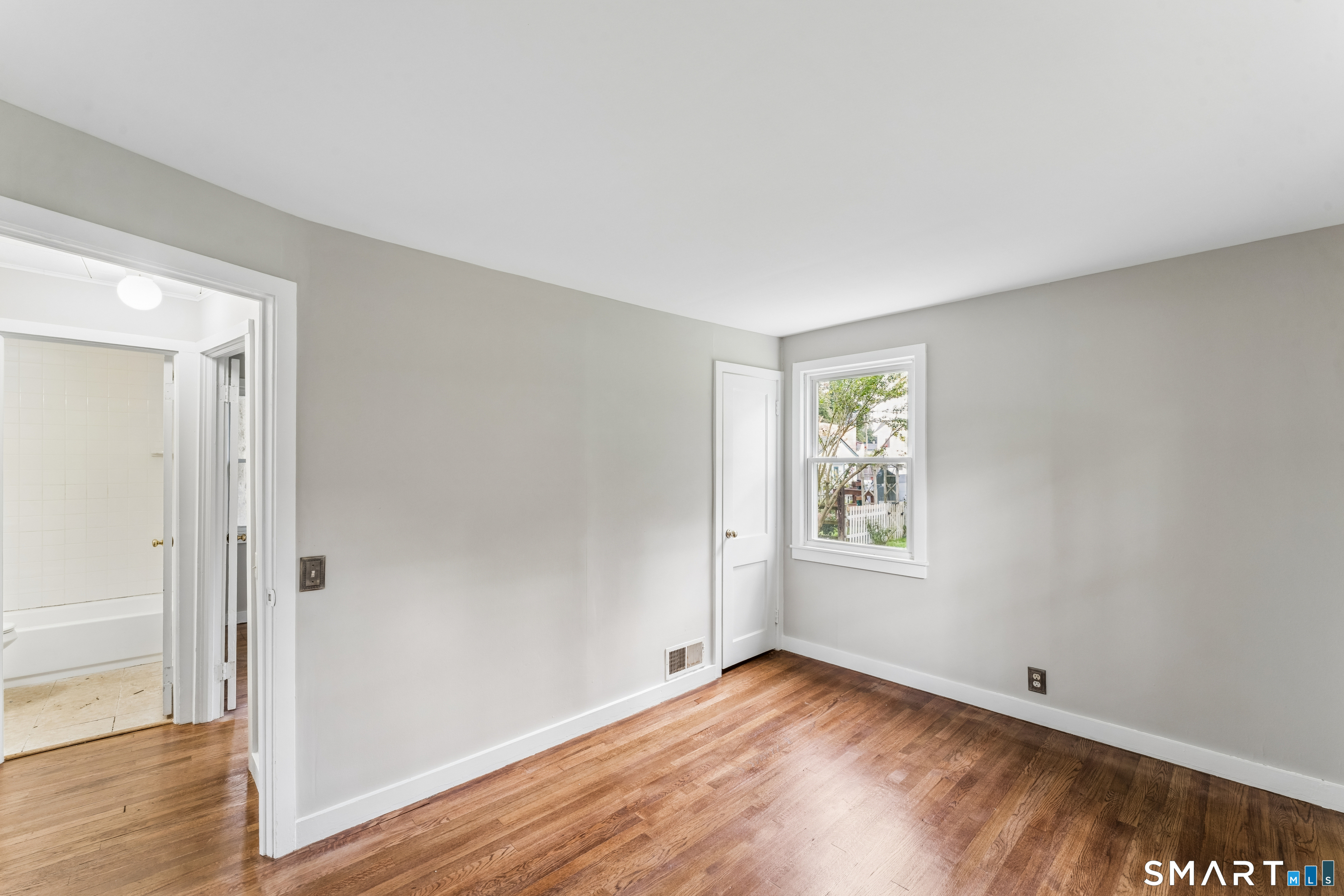 4 Elgin Avenue Property Photo 12