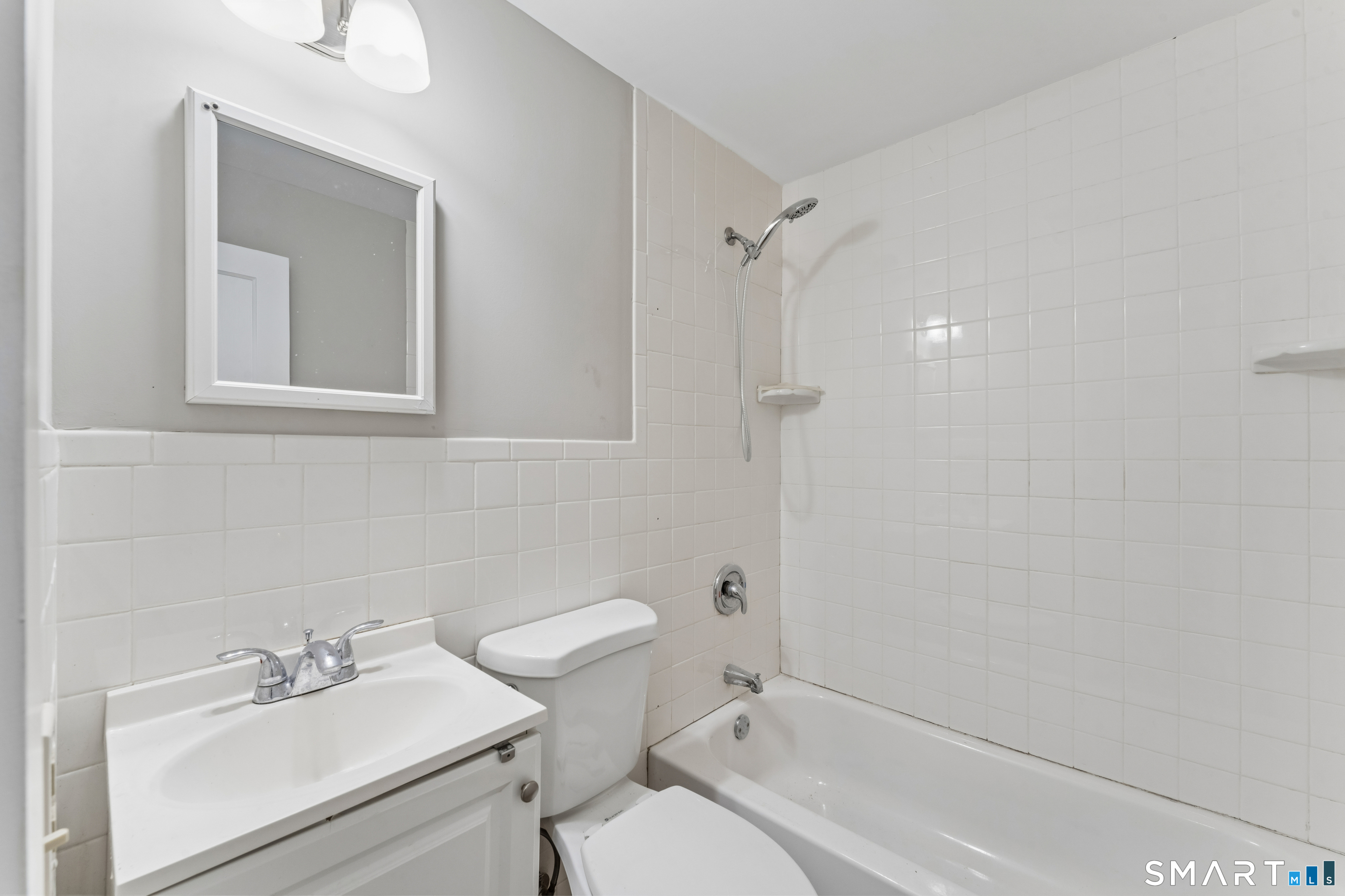 4 Elgin Avenue Property Photo 14