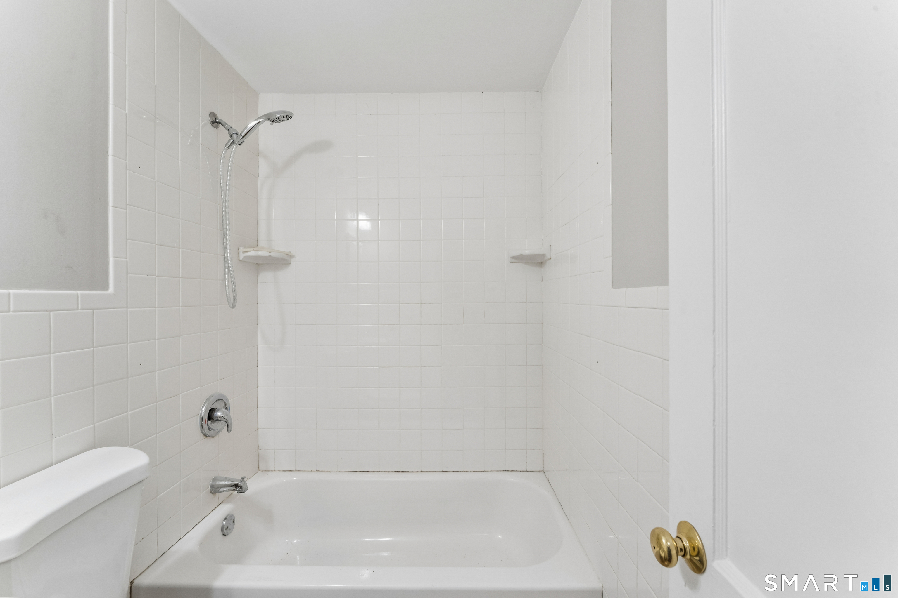 4 Elgin Avenue Property Photo 15