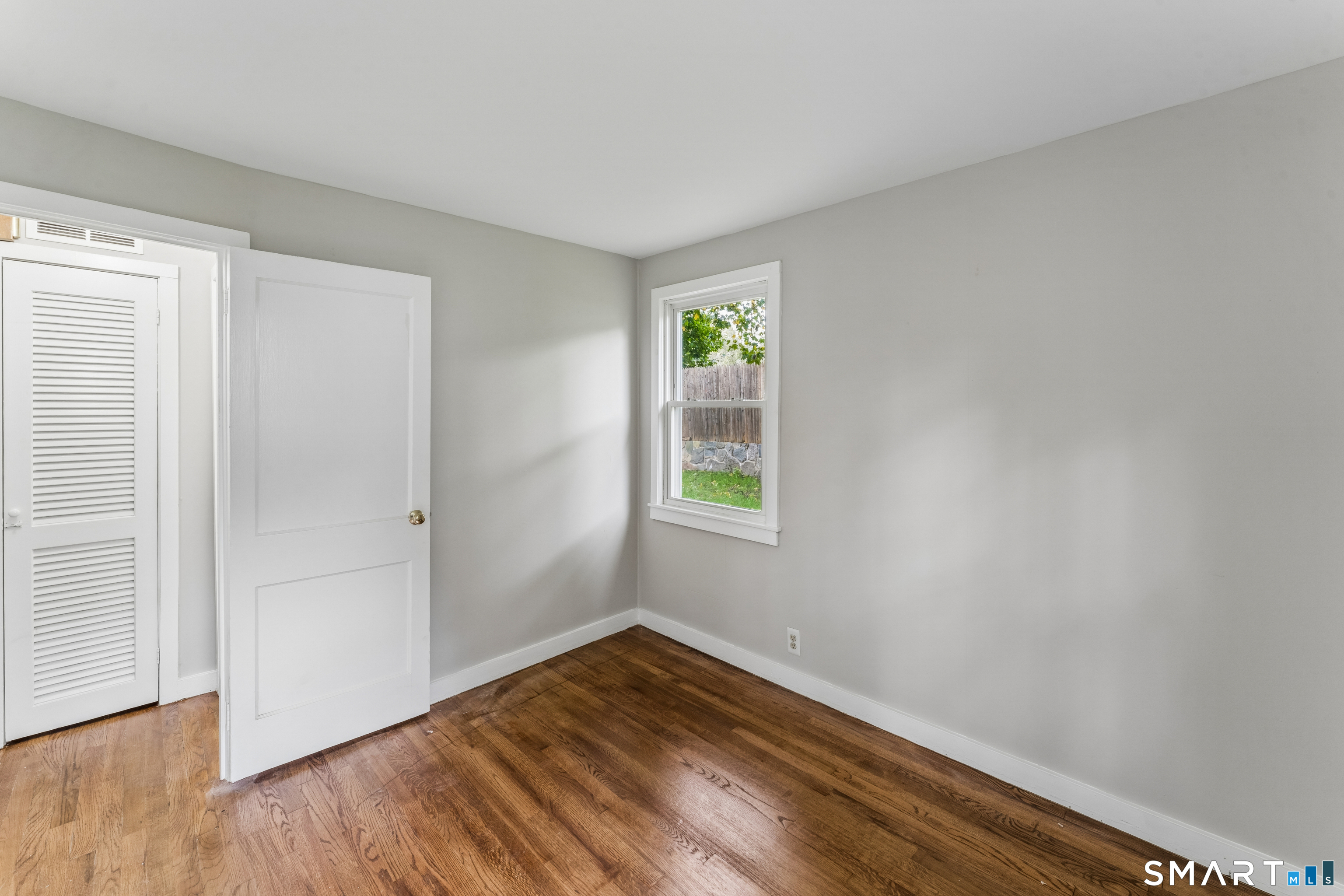4 Elgin Avenue Property Photo 19