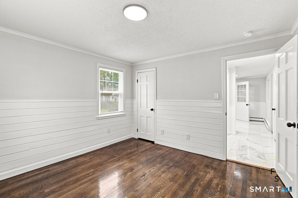 411 Tolland Street Property Photo 11