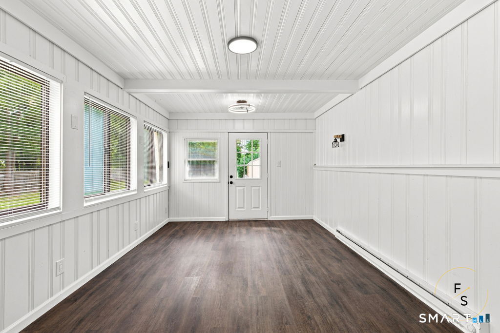 411 Tolland Street Property Photo 19