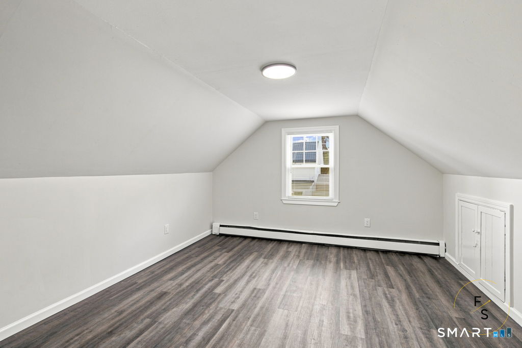 411 Tolland Street Property Photo 23