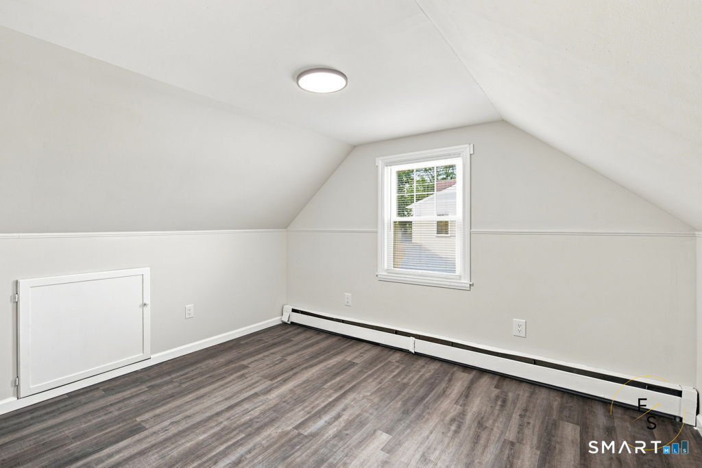 411 Tolland Street Property Photo 27
