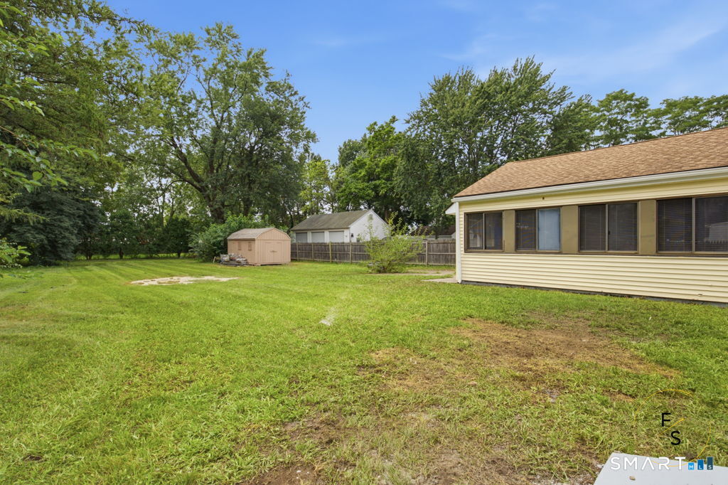 411 Tolland Street Property Photo 33