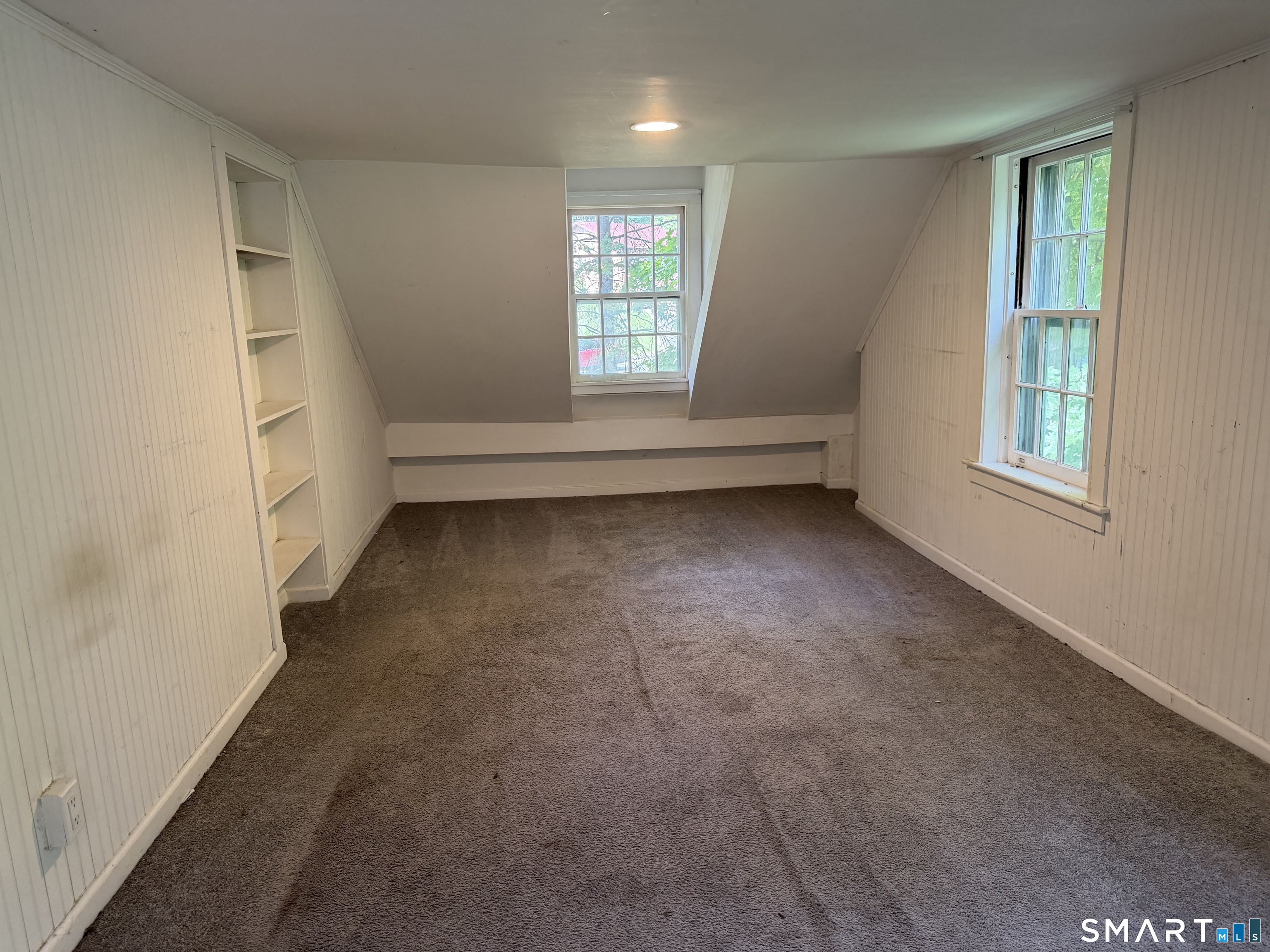 684 Field Street Property Photo 20