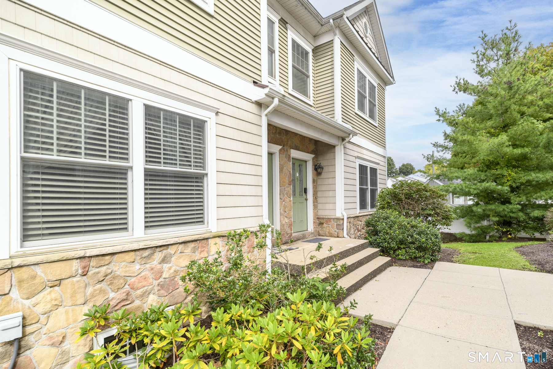 109 Park 6 Avenue Property Photo 2