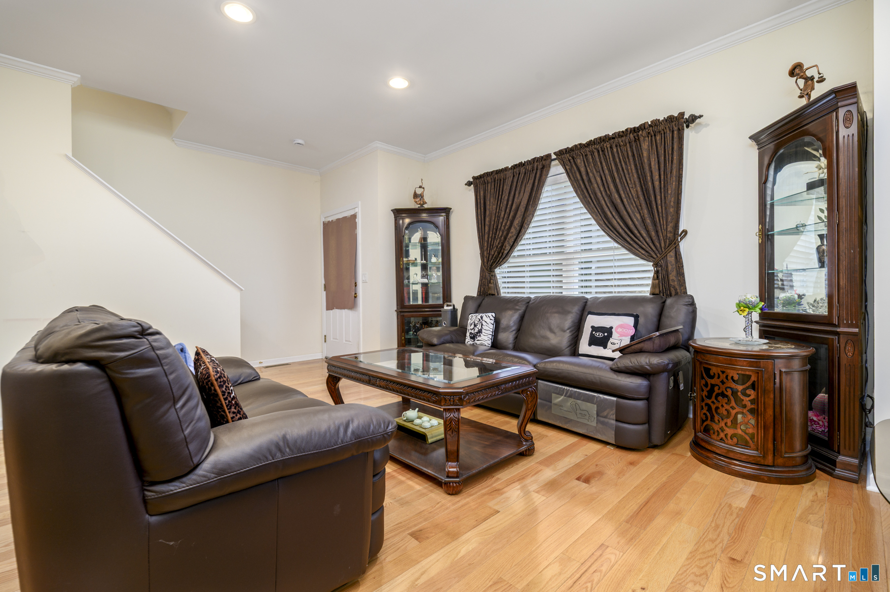 109 Park 6 Avenue Property Photo 6