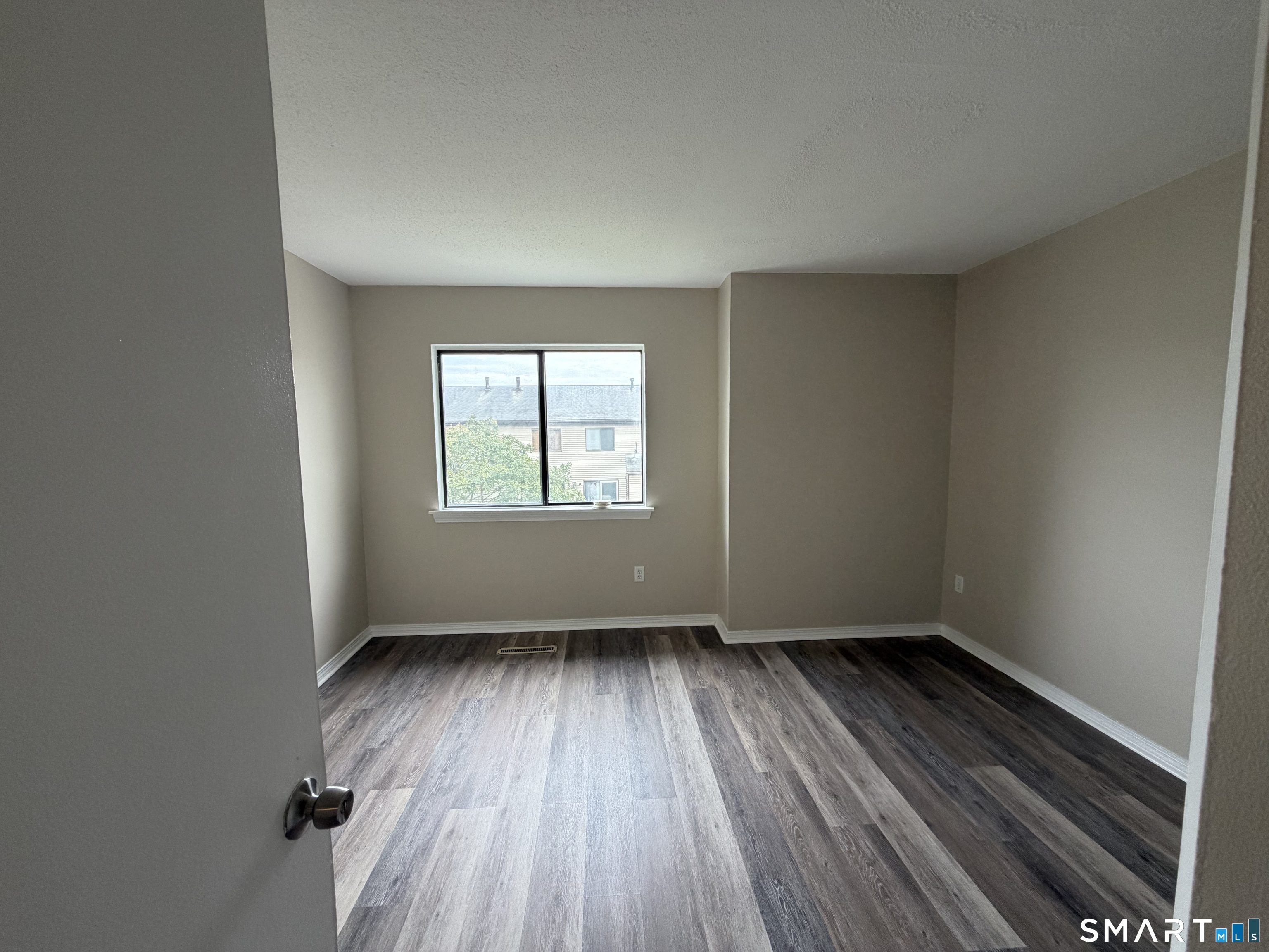 790 First 18 Avenue Property Photo 13