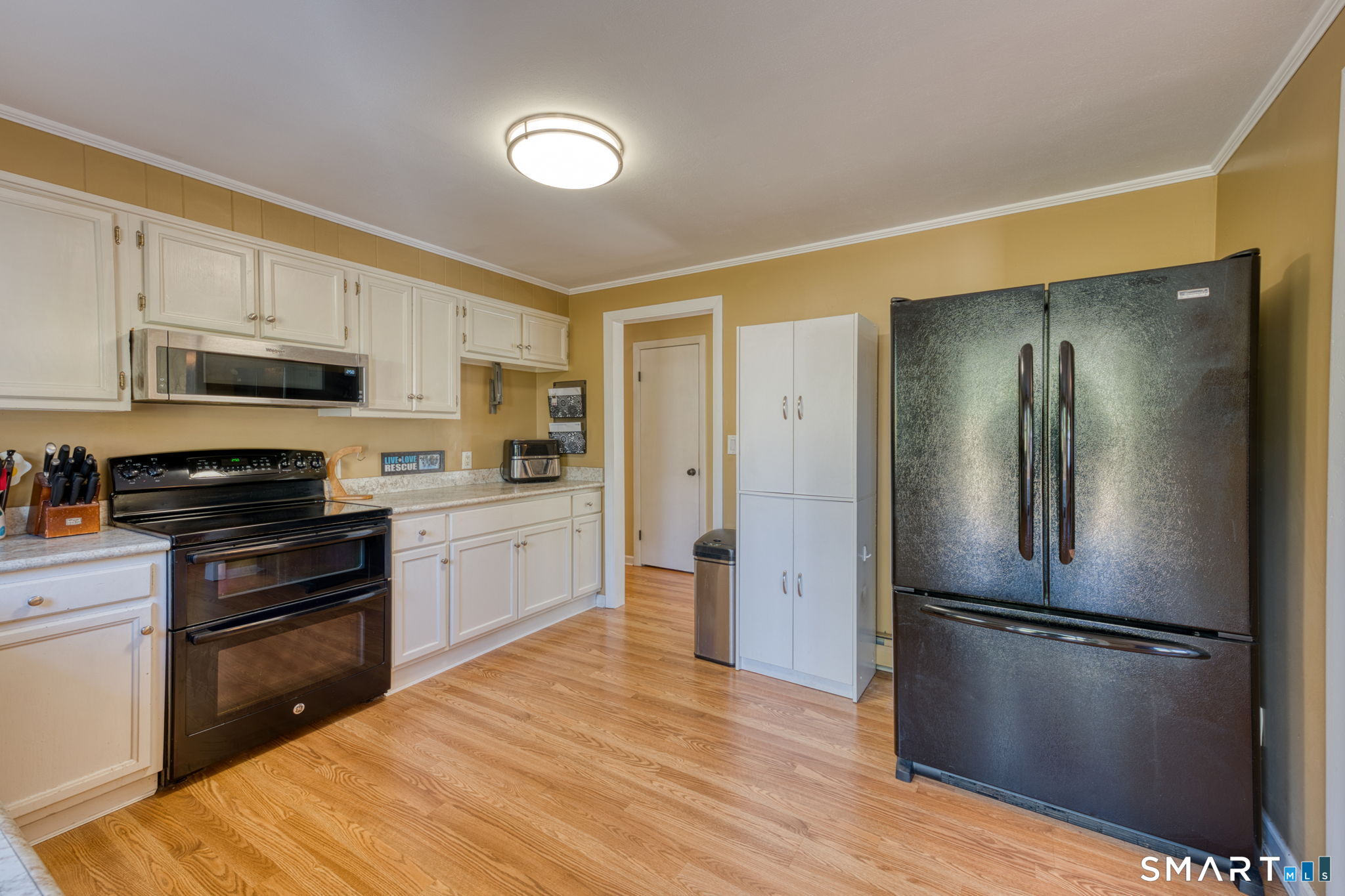 106 Shenipsit Street Property Photo 10