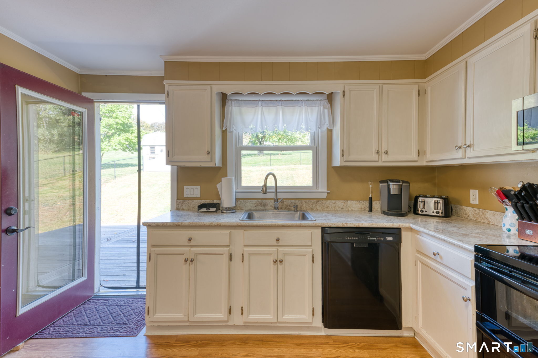 106 Shenipsit Street Property Photo 13