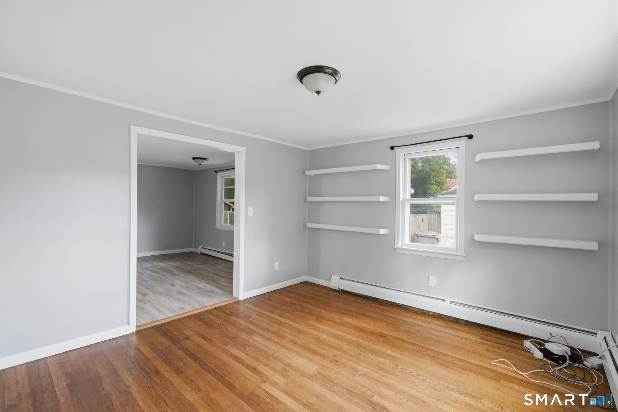 35 New East Street Property Photo 6