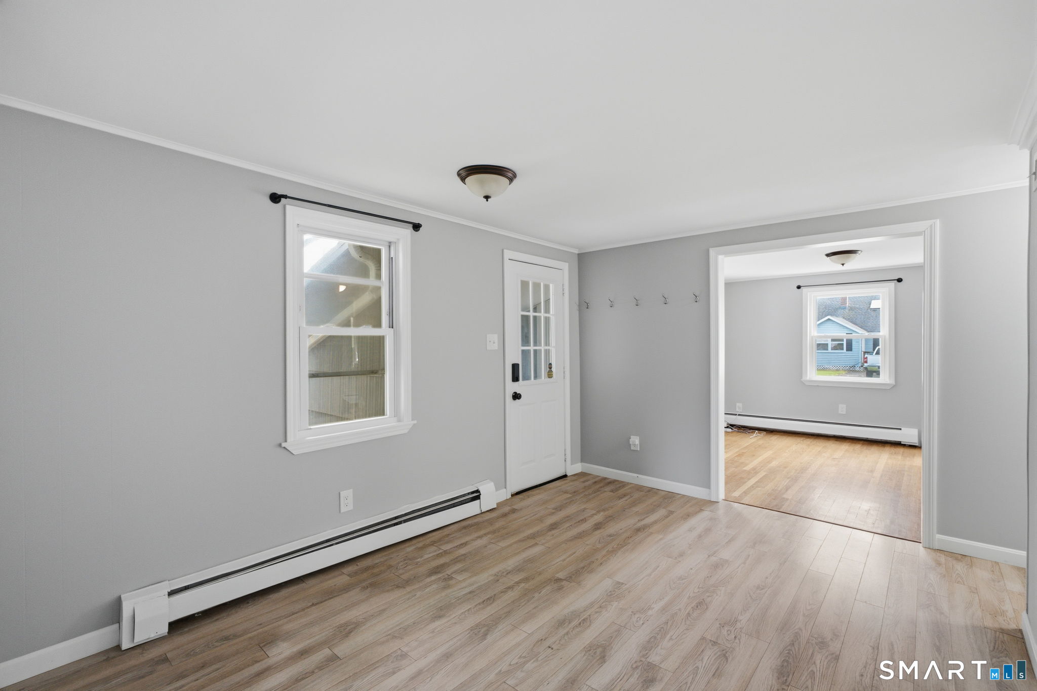 35 New East Street Property Photo 10