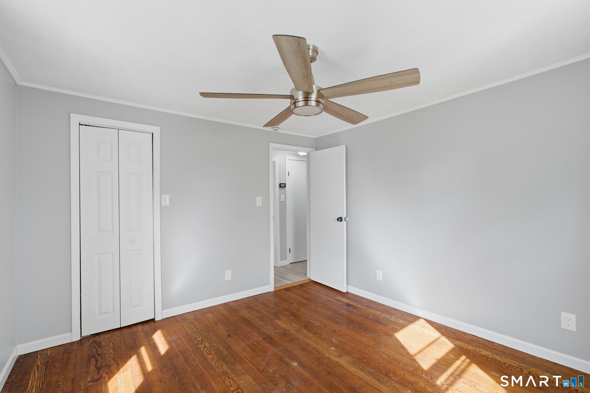 35 New East Street Property Photo 16