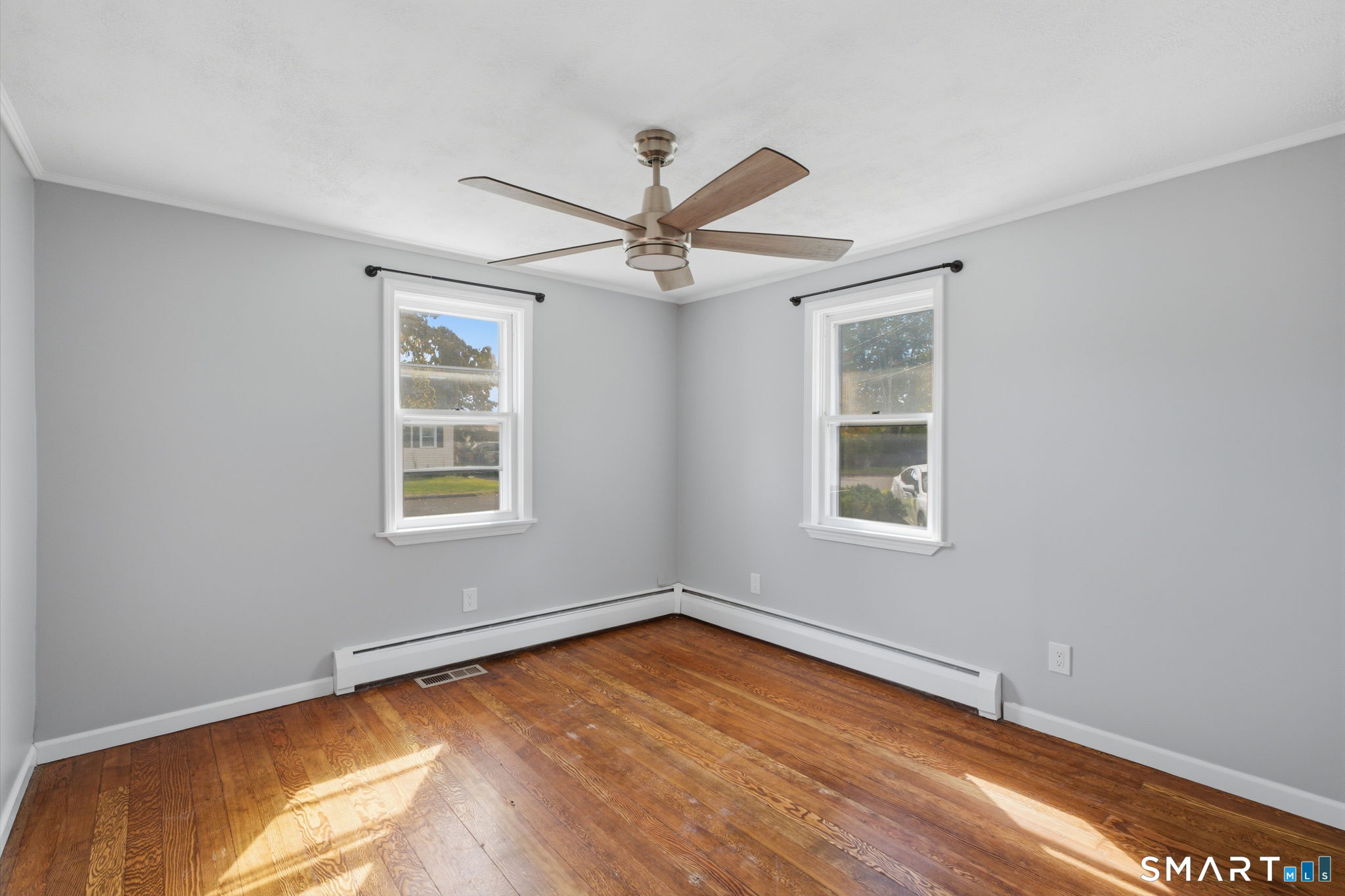 35 New East Street Property Photo 18