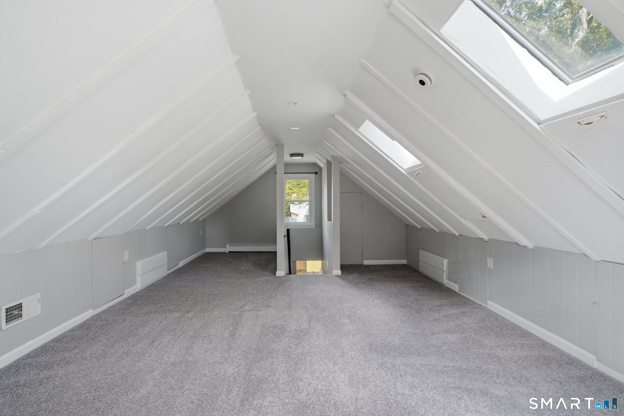 35 New East Street Property Photo 26