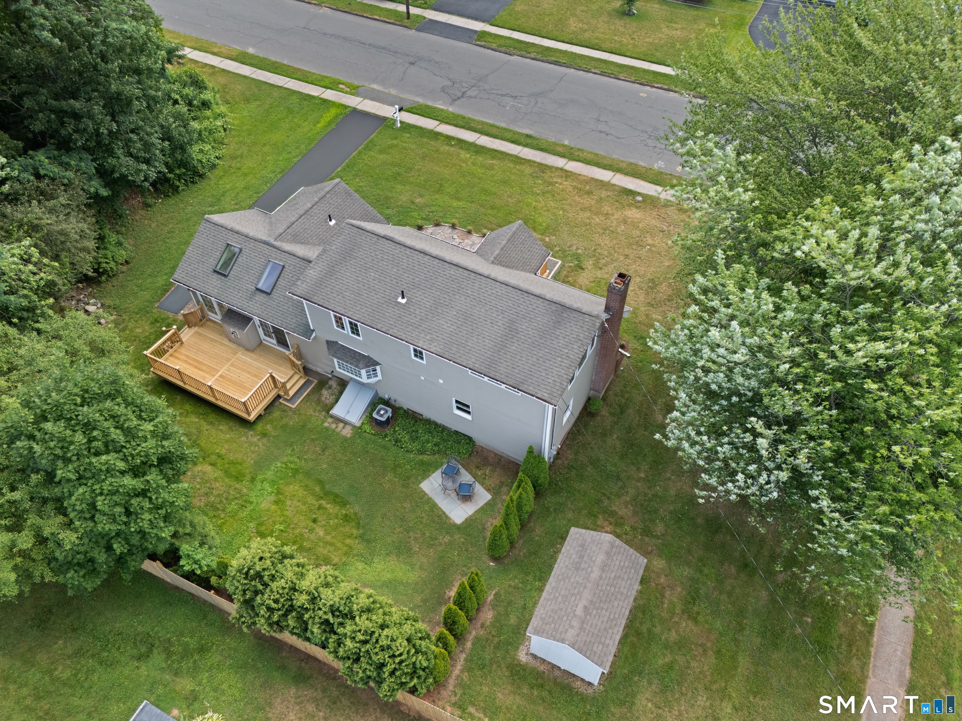 64 Red Top Drive Property Photo 3